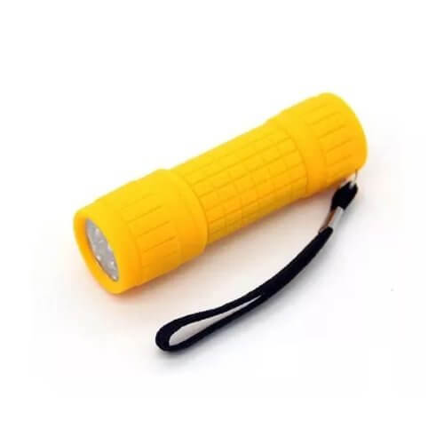 Mini linterna led 3w plastico colores con correa a pilas